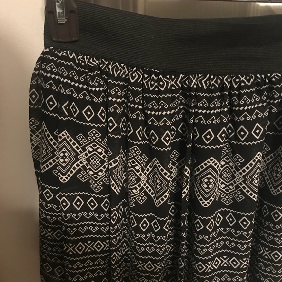 Circle skirt - Picture 3 of 5